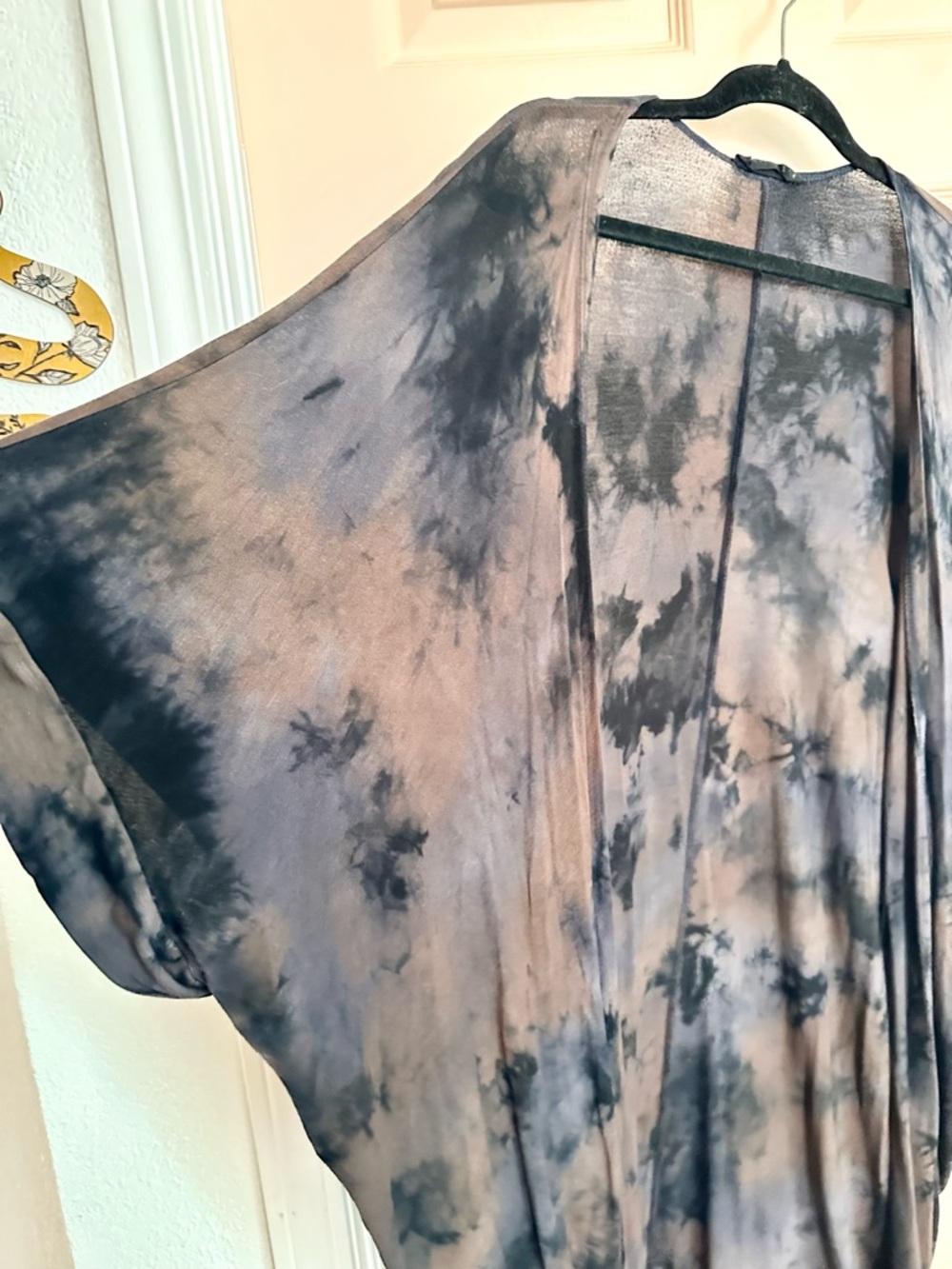 Tie dye Audrey 3+1 kimono - Picture 2 of 5